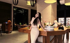 动漫美女脱小内内露尿口